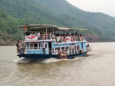 Hyderabad & Srisailam – 3 Nights / 4 Days