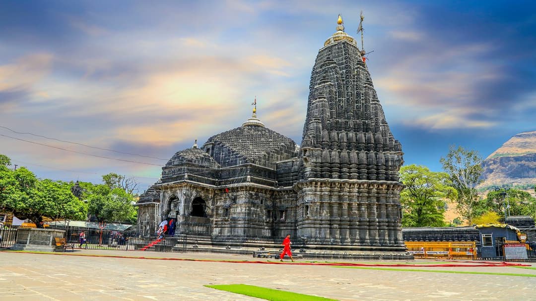 Pune, Nashik, Shirdi, Shani Shingnapur & Aurangabad – 2 Nights / 3 Days